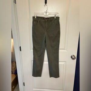 Gloria Vanderbilt Olive Jeans